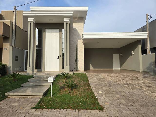 #10 - Casa para Venda em Dourados - MS