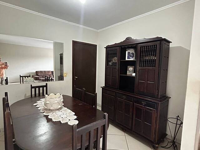 #20 - Apartamento para Venda em Dourados - MS