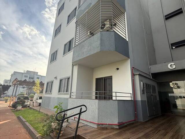 #22 - Apartamento para Venda em Dourados - MS