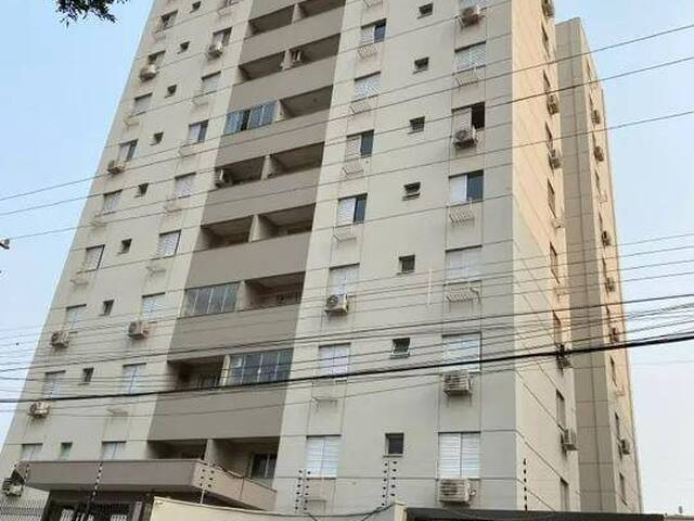 #23 - Apartamento para Venda em Dourados - MS