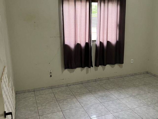 #61 - Casa para Venda em Dourados - MS