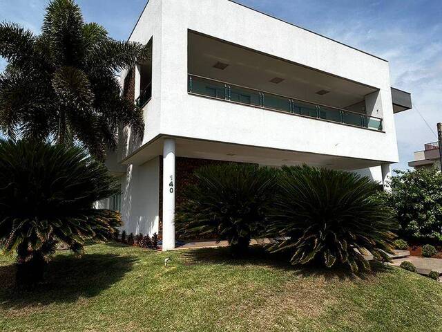 #78 - Casa para Venda em Dourados - MS