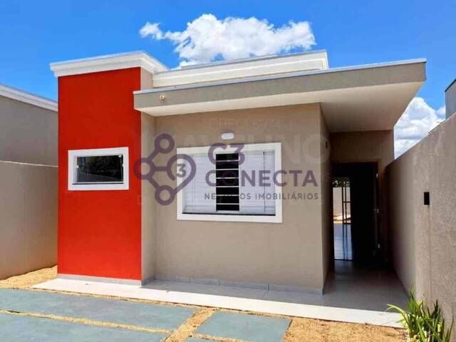 #96 - Casa para Venda em Dourados - MS