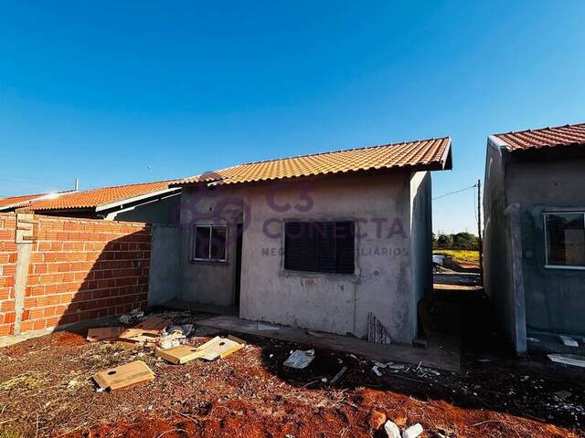 #121 - Casa para Venda em Dourados - MS