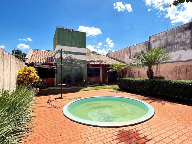 #143 - Casa para Venda em Dourados - MS